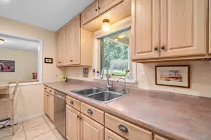 16009 Cavanaugh Lake Rd, Chelsea, MI 48118 - Photo 11