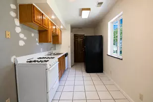625 Wellington Ave, Battle Creek, MI 49037 - Photo 9