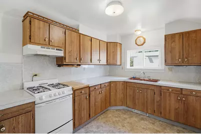 110 E Summit Street, Greenville, MI 48838 - Photo 17