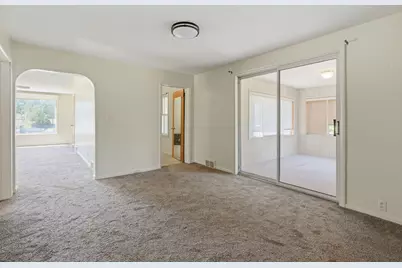 110 E Summit Street, Greenville, MI 48838 - Photo 15
