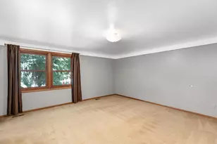 37731 W Meadowhill Dr, Northville, MI 48167 - Photo 21
