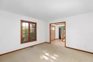 37731 W Meadowhill Dr, Northville, MI 48167 - Photo 15