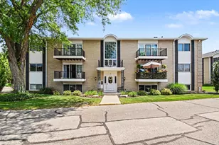 2759 Leonard Street NW, Grand Rapids, MI 49504 - Photo 1