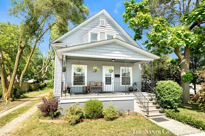 9 S Ferry Street, Grand Haven, MI 49417 - Photo 3