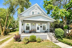 9 S Ferry St, Grand Haven, MI 49417 - Photo 3