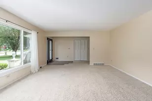 13885 Windemere Dr NW, Grand Rapids, MI 49534 - Photo 7
