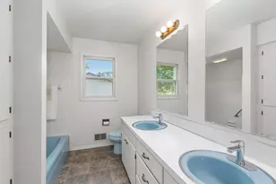 13885 Windemere Dr NW, Grand Rapids, MI 49534 - Photo 23