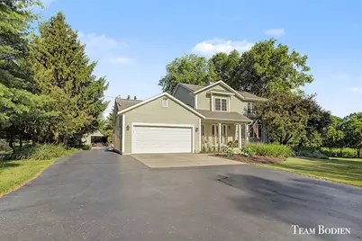 8925 Shaner Avenue NE, Rockford, MI 49341 - Photo 3