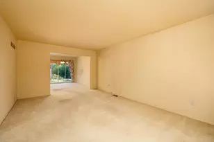 45692 Holmes Dr, Canton, MI 48187 - Photo 11