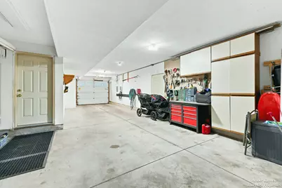 2331 Wilshire Drive SE, East Grand Rapids, MI 49506 - Photo 47