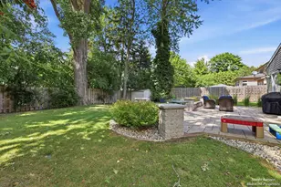 2331 Wilshire Dr SE, East Grand Rapids, MI 49506 - Photo 53