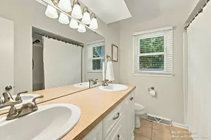 2048 Tulip Ln, Jenison, MI 49428 - Photo 17