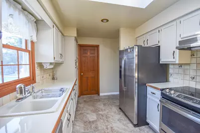 210 Maplecrest Street, Sturgis, MI 49091 - Photo 11