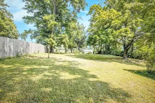 327 E Main St, Vermontville, MI 49096 - Photo 5