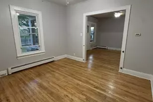 368 E 24th St, Holland, MI 49423 - Photo 5