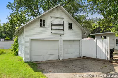 368 E 24th Street, Holland, MI 49423 - Photo 23