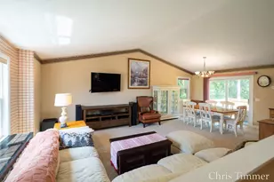 9777 Jane Dr, Zeeland, MI 49464 - Photo 9