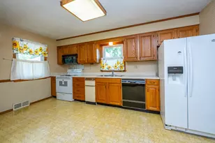 545 Western Ave, Benton Harbor, MI 49022 - Photo 11
