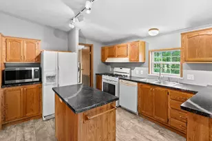 38988 Paw Paw Rd, Paw Paw, MI 49079 - Photo 13