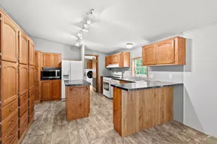 38988 Paw Paw Rd, Paw Paw, MI 49079 - Photo 11