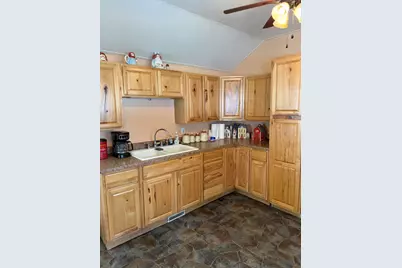 645 State Street, Adrian, MI 49221 - Photo 5