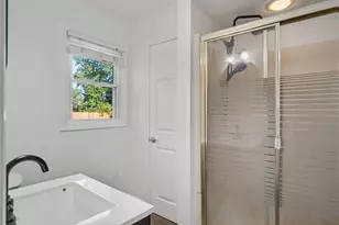 8229 Mellowwood Dr, Jenison, MI 49428 - Photo 17