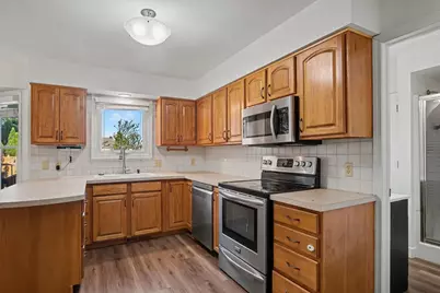 8229 Mellowwood Drive, Jenison, MI 49428 - Photo 7