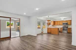 8229 Mellowwood Dr, Jenison, MI 49428 - Photo 13