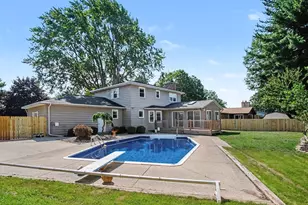 8229 Mellowwood Dr, Jenison, MI 49428 - Photo 31