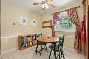 2023 Aberdeen Dr, Kalamazoo, MI 49008 - Photo 9