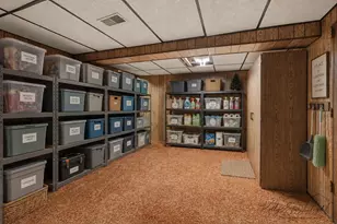 5705 Leisure S Dr SE, Grand Rapids, MI 49548 - Photo 21