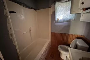 509 Cass Ave, Jackson, MI 49203 - Photo 7