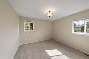 9231 Abbey Ln, Ypsilanti, MI 48198 - Photo 13