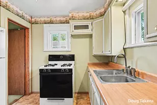 3441 Buchanan Ave SW, Wyoming, MI 49548 - Photo 13