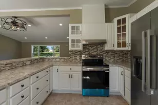 59009 Penn Rd, Cassopolis, MI 49031 - Photo 3