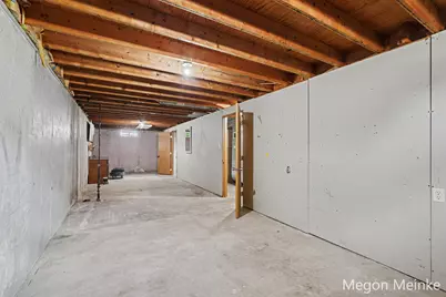 809 E Grant Street, Greenville, MI 48838 - Photo 17