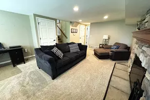 39889 Coronation Rd, Canton, MI 48188 - Photo 29
