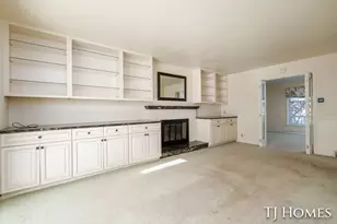 8 Wallinwood Ave NE, Grand Rapids, MI 49503 - Photo 11
