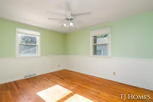 8 Wallinwood Ave NE, Grand Rapids, MI 49503 - Photo 25