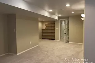 4299 Pine Ridge Ct, Ann Arbor, MI 48105 - Photo 17