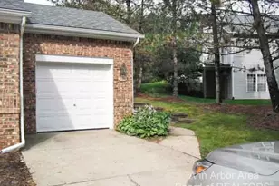 4299 Pine Ridge Ct, Ann Arbor, MI 48105 - Photo 19
