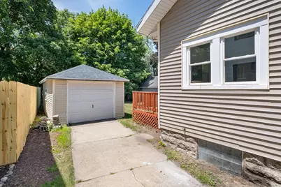 1919 Lafayette Avenue SE, Grand Rapids, MI 49507 - Photo 3