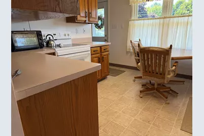 1511 Kensington Drive, Jackson, MI 49203 - Photo 3