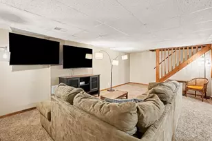 2205 Whispering Dunes Dr, Holland, MI 49424 - Photo 19