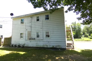 687 McGuigan Ave, Benton Harbor, MI 49022 - Photo 5