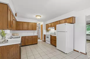 15769 S 29th St, Vicksburg, MI 49097 - Photo 11