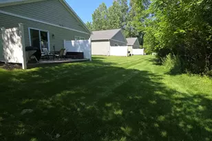 418 W Ellen St, Fenton, MI 48430 - Photo 5