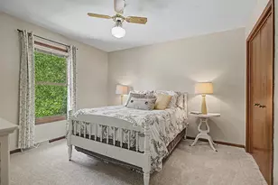 2274 Stowevalley Dr SE, Grand Rapids, MI 49508 - Photo 27
