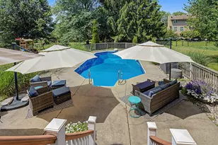 2274 Stowevalley Dr SE, Grand Rapids, MI 49508 - Photo 35