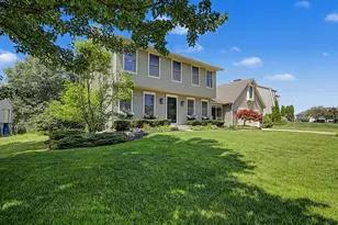 2274 Stowevalley Dr SE, Grand Rapids, MI 49508 - Photo 41